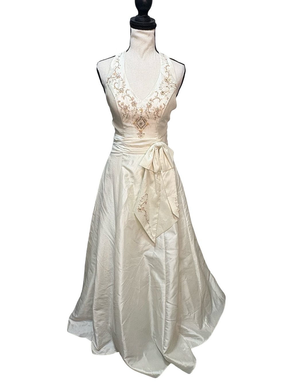 May Queen Couture Ivory Beaded Halter Formal Gown Wedding Dress Size 4 BNWT